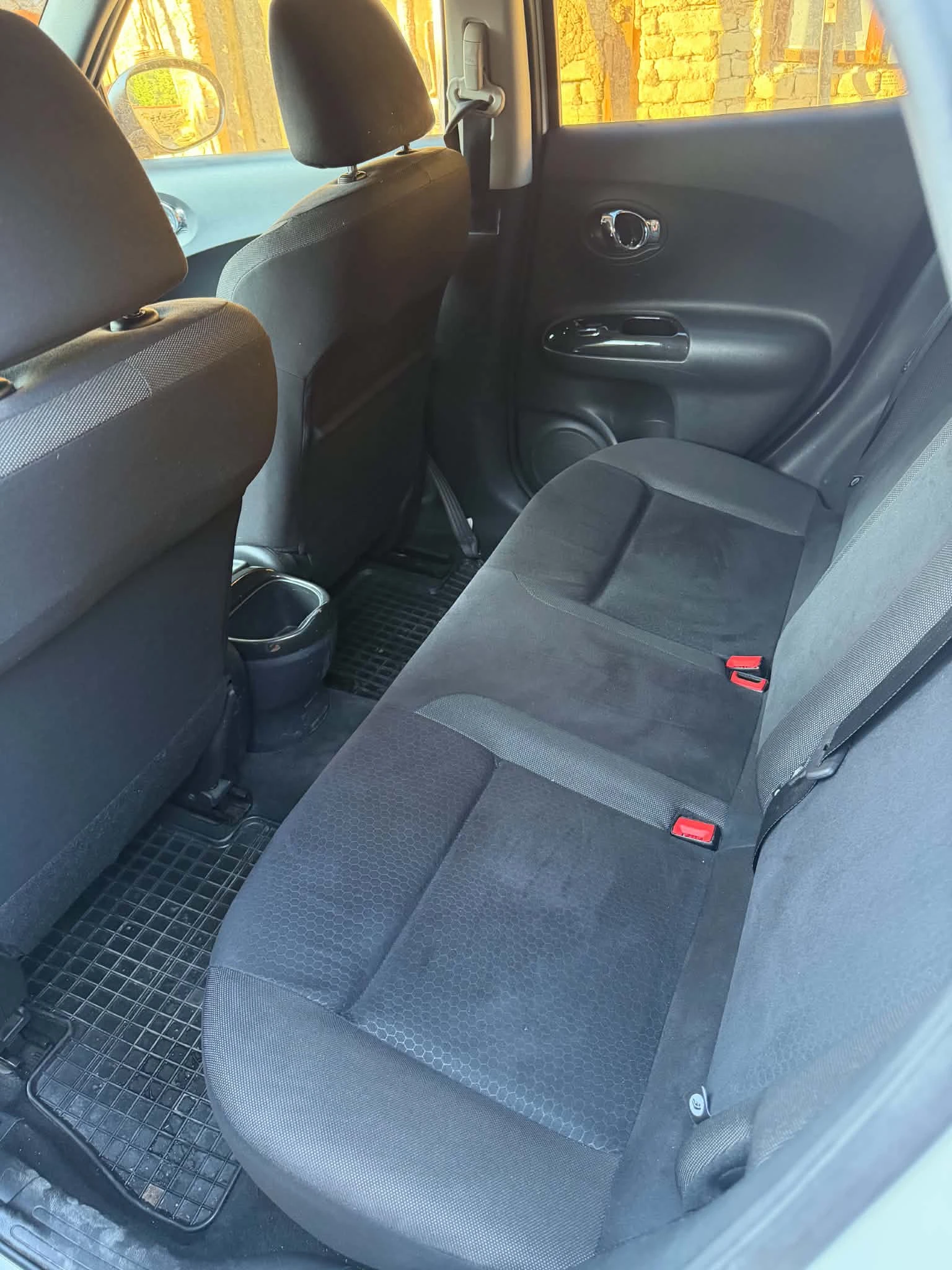Nissan Juke, снимка 6 - Автомобили и джипове - 55693278