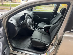 Toyota Avensis, снимка 7