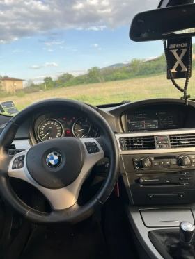 BMW 330, снимка 11
