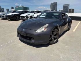 Nissan 370Z TOURING KEYLESS| ПОДГРЕВИ| 2 КЛЮЧА| КЛИП НА МОТОРА, снимка 1