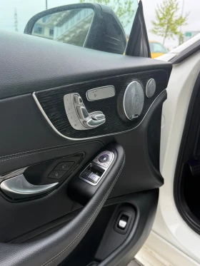 Mercedes-Benz C 300 4Matic / AMG / Burmester / Pano / 65k km, снимка 13