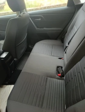 Toyota Auris, снимка 9