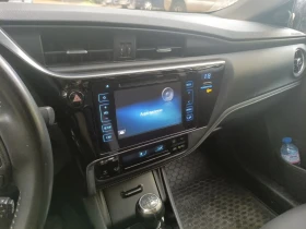 Toyota Auris, снимка 7