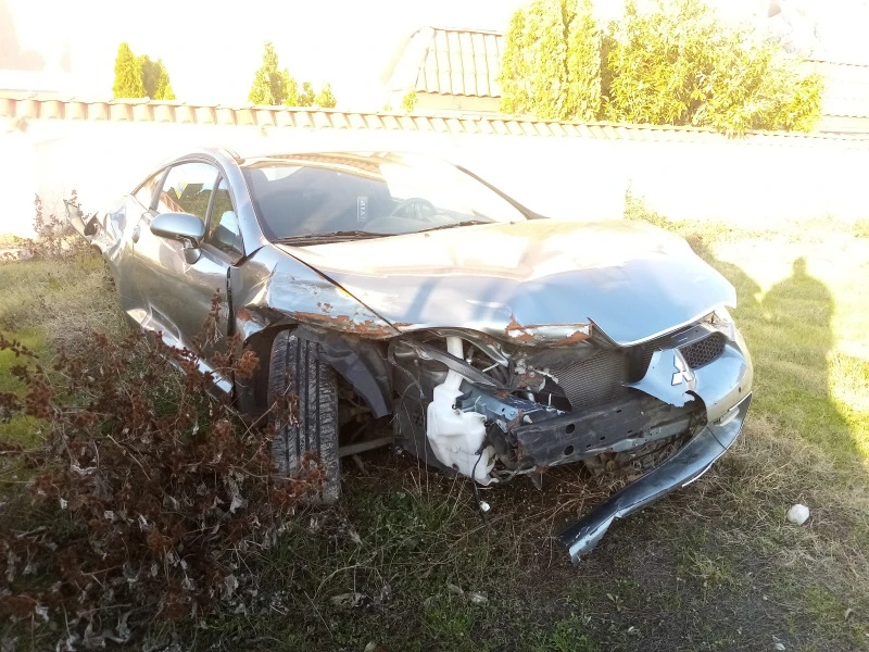 Mitsubishi Eclipse, снимка 2 - Автомобили и джипове - 39094836