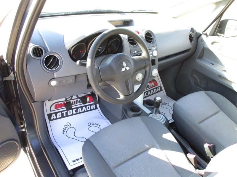 Mitsubishi Colt 1.1, снимка 10 - Автомобили и джипове - 44061260