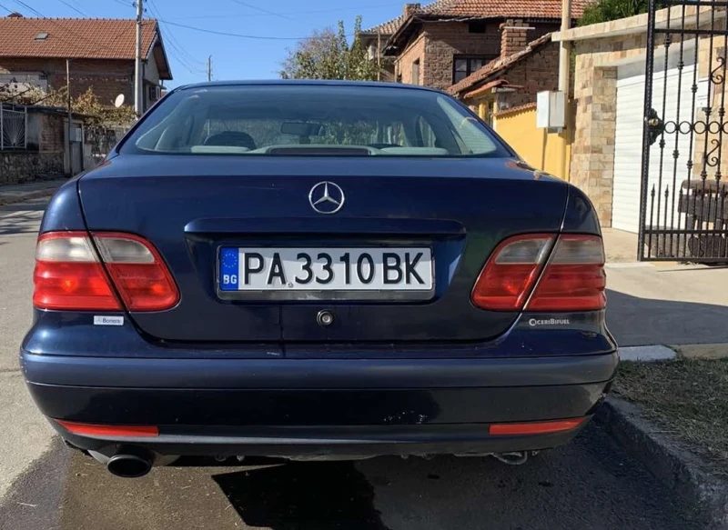 Mercedes-Benz CLK E83, снимка 2 - Автомобили и джипове - 47896404