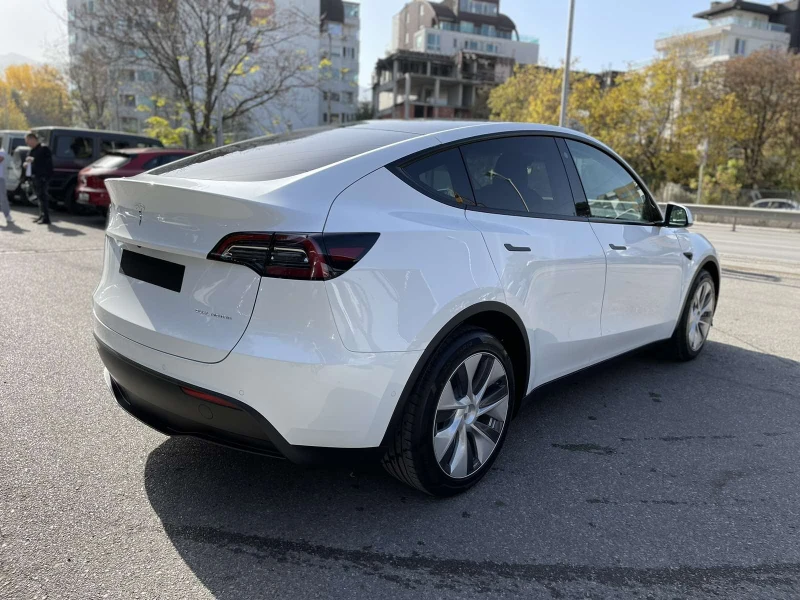 Tesla Model Y Dual Motor AWD, снимка 7 - Автомобили и джипове - 49076070