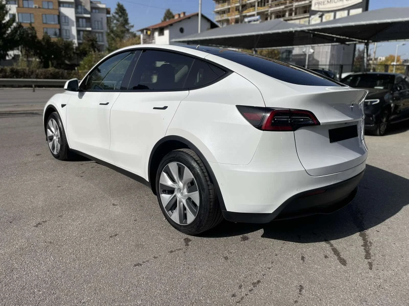 Tesla Model Y Dual Motor AWD, снимка 4 - Автомобили и джипове - 49076070