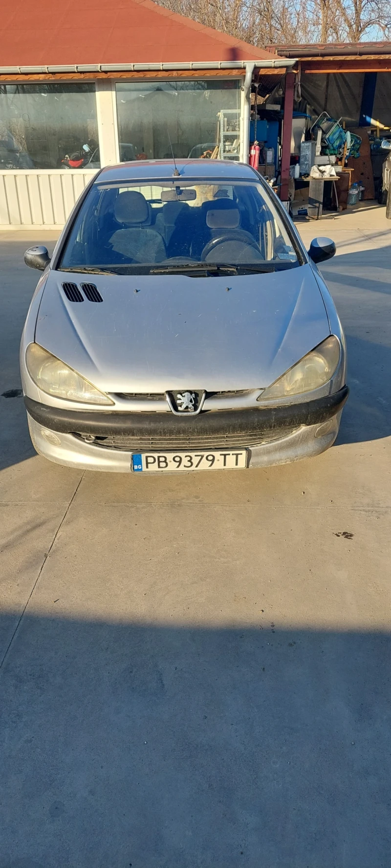 Peugeot 206, снимка 1 - Автомобили и джипове - 49373312