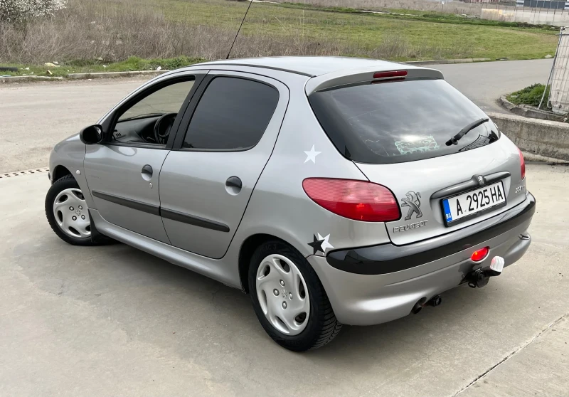 Peugeot 206 1.4 HDl 2003г, снимка 6 - Автомобили и джипове - 49513338