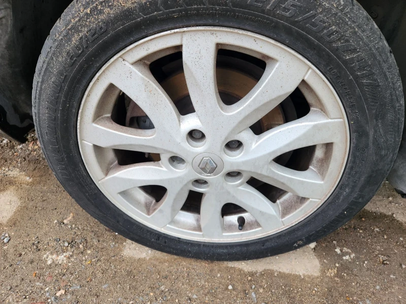 Renault Laguna 2.0 dci GT, снимка 6 - Автомобили и джипове - 50311846