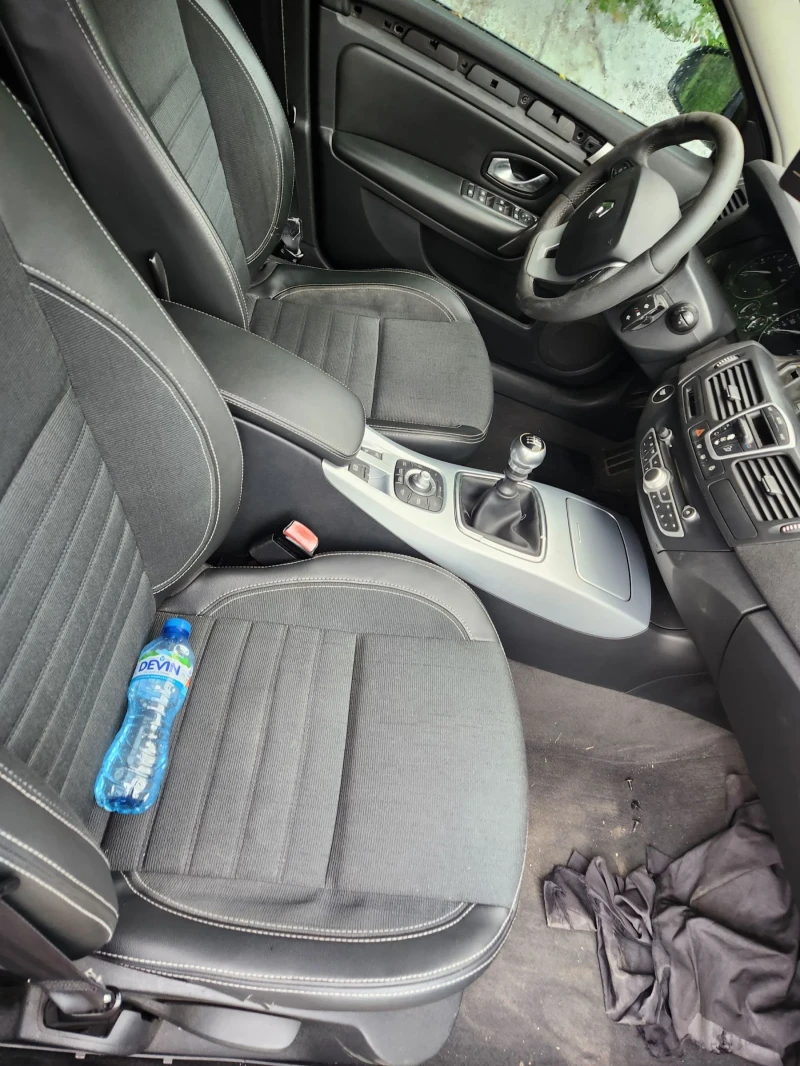 Renault Laguna 2.0 dci GT, снимка 5 - Автомобили и джипове - 50311846