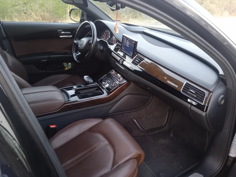 Audi A8, снимка 9 - Автомобили и джипове - 53101448
