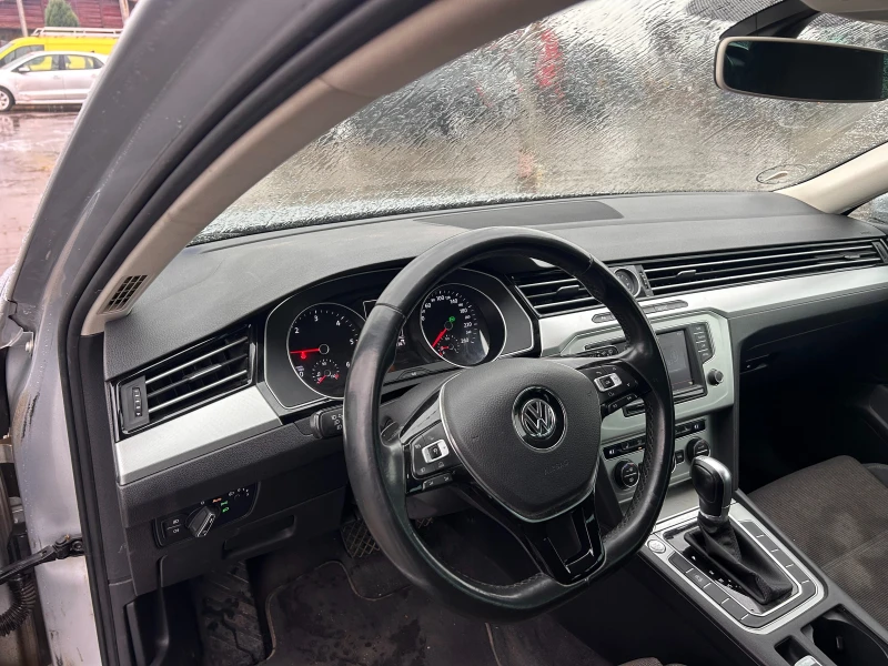 VW Passat 2.0TDI AVTOMAT/NAVI EURO 6, снимка 11 - Автомобили и джипове - 51922307