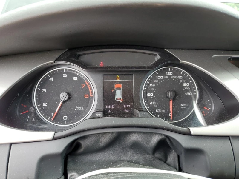 Audi A4 Premium Plus / Автоматик / Кожен салон / Xenon / , снимка 9 - Автомобили и джипове - 52095652