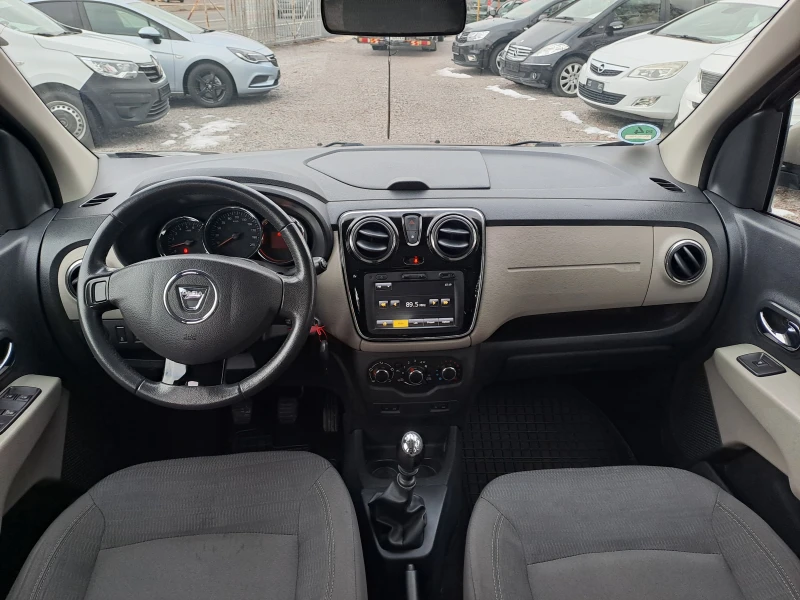 Dacia Lodgy 1.5 dci, снимка 10 - Автомобили и джипове - 53114466