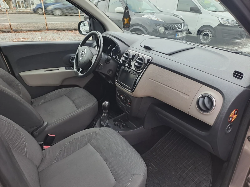 Dacia Lodgy 1.5 dci, снимка 9 - Автомобили и джипове - 53114466