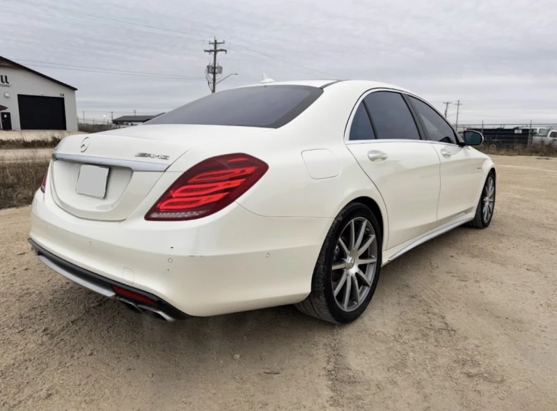 Mercedes-Benz S 63 AMG 4matic* КОжа* Подгрев* Обдухване* Кейлес* Blind Sp, снимка 3 - Автомобили и джипове - 53596828