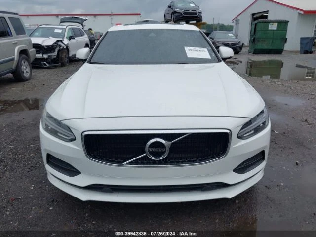 Volvo S90 T5 MOMENTUM, снимка 13 - Автомобили и джипове - 47359280