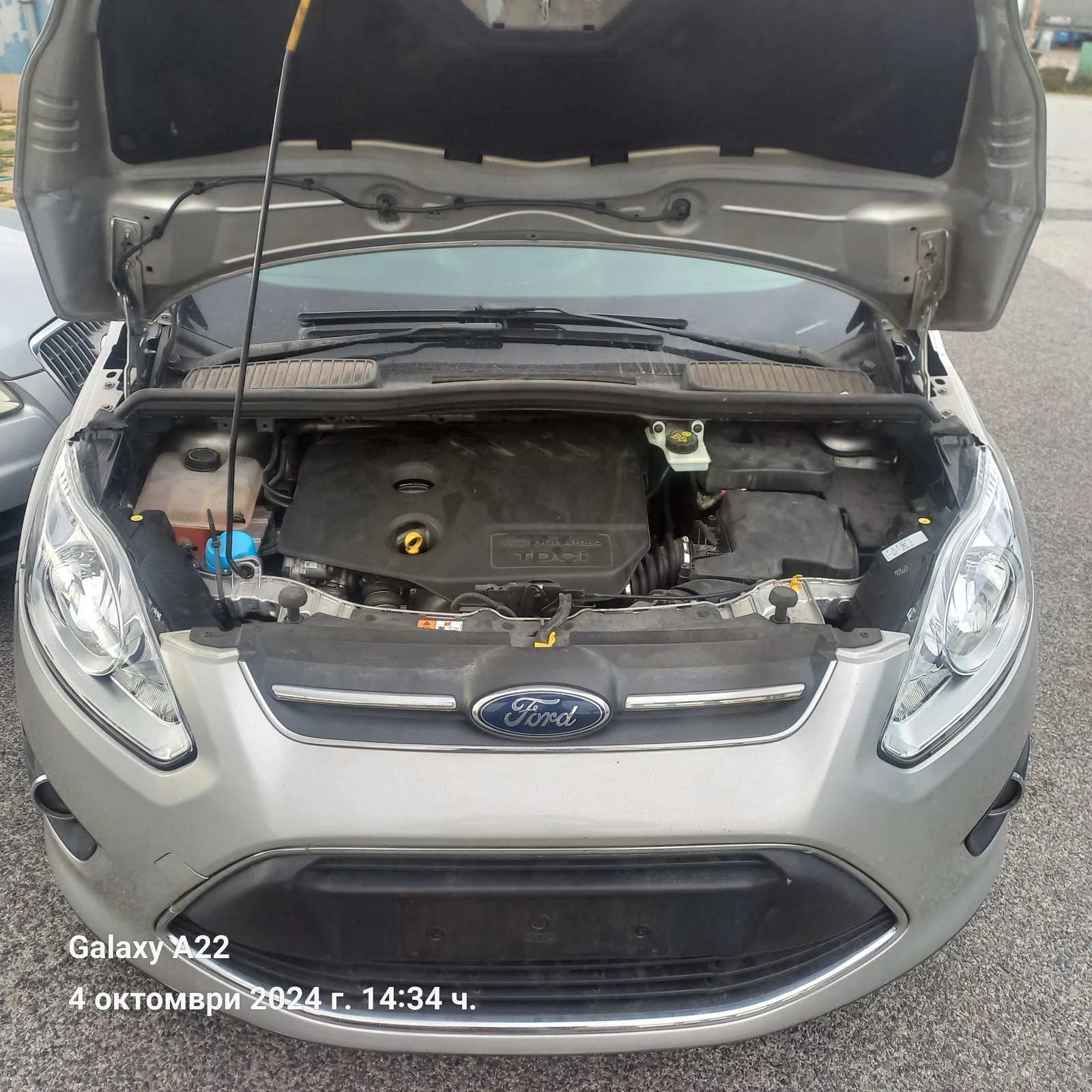 Ford C-max 1.6TDCi - изображение 6