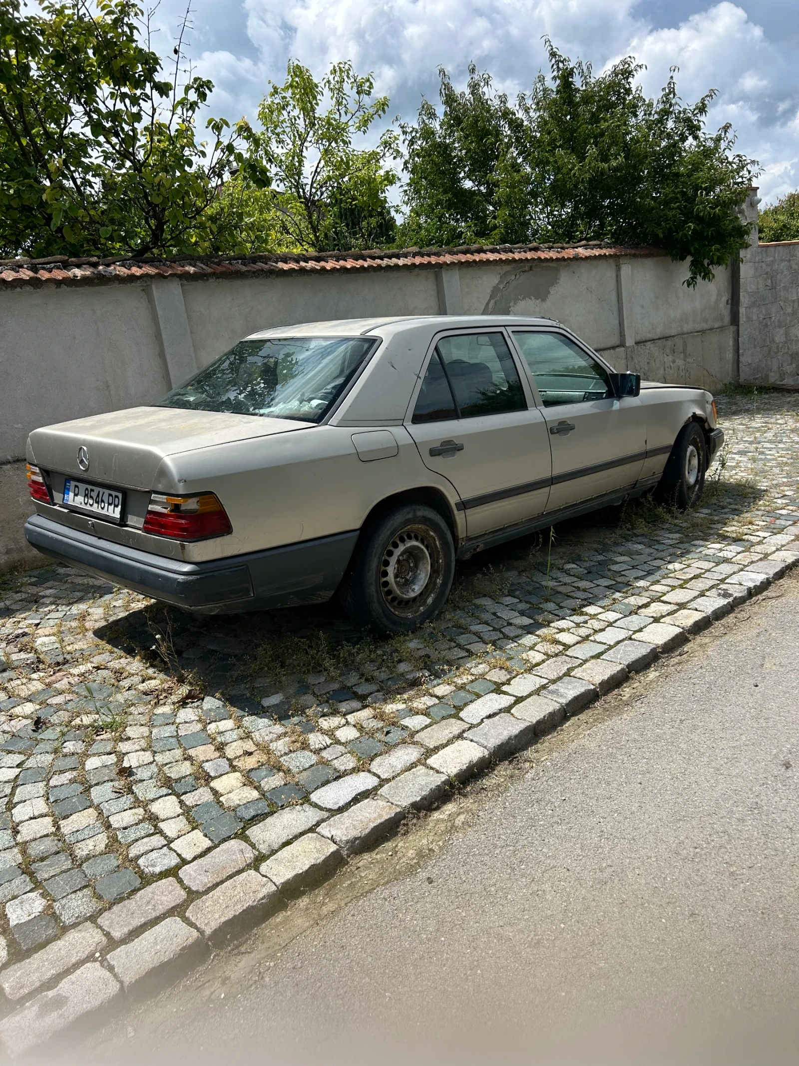 Mercedes-Benz 200 D - изображение 5