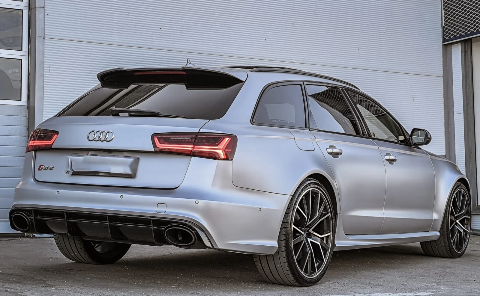 Audi Rs6 PERFORMANCE/EXLUSIVE/CERAMIC/CARBON/B&O - изображение 4