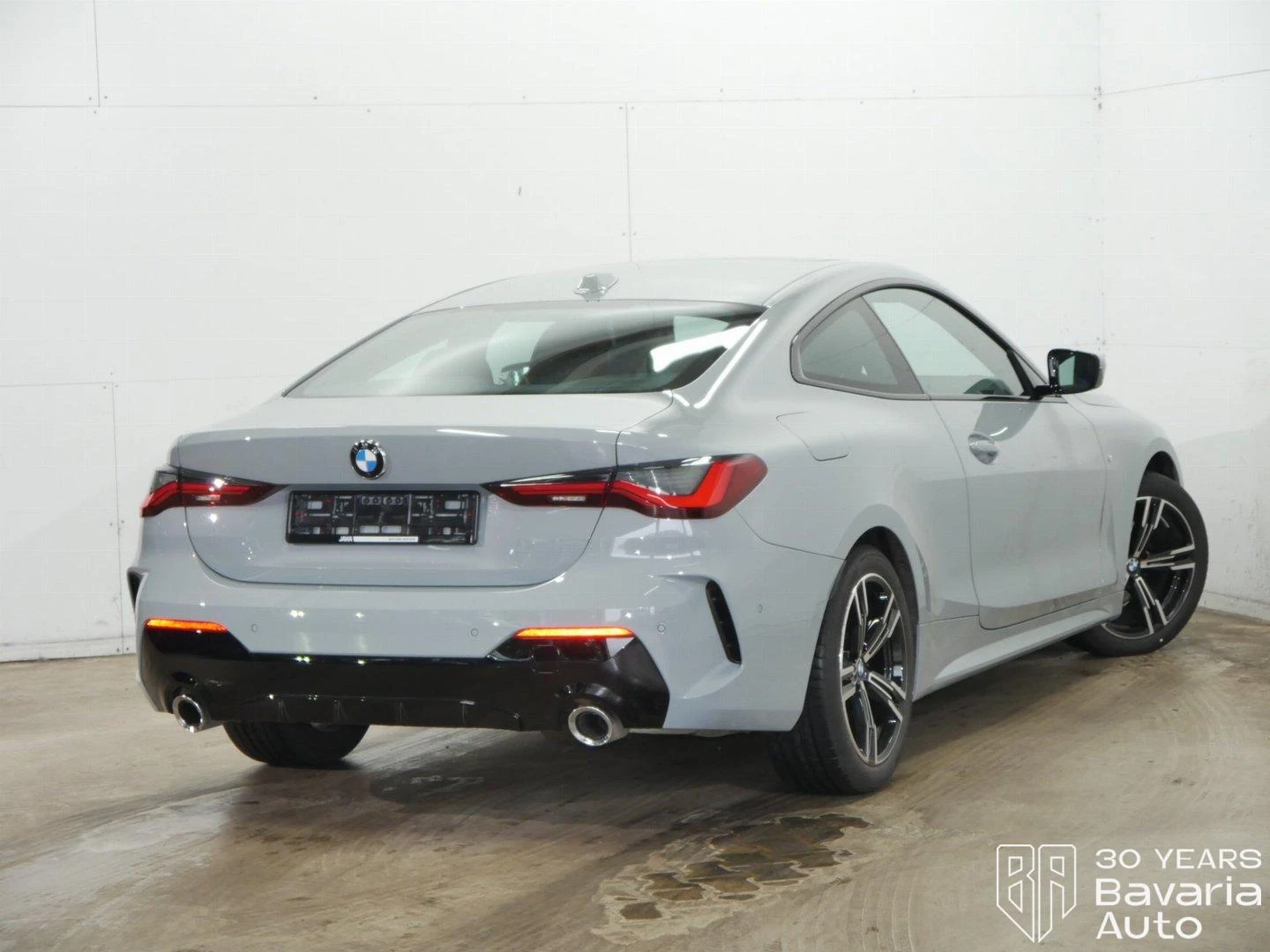 BMW 420 d Coupe M Sport Paket - изображение 3