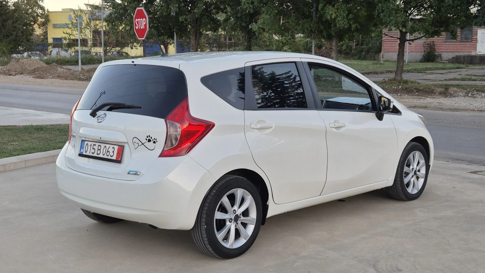 Nissan Note 1.5DCI 90К.С* ПЕРФЕКТНА* FULL EXTRI - изображение 3