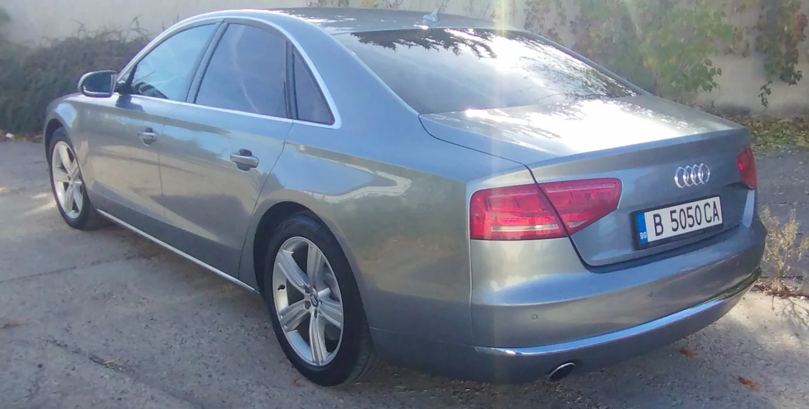 Audi A8 4.2-351кс - изображение 4