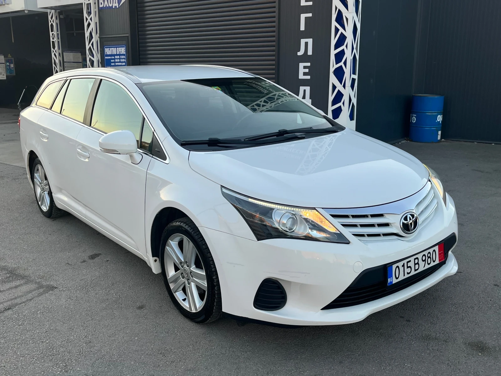 Toyota Avensis 1.8i Swiss | Mobile.bg   3