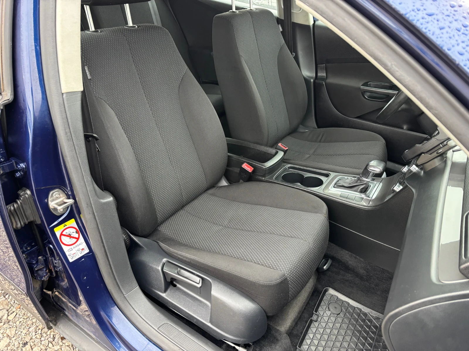 VW Passat 2.0-140кс, Автоматик - изображение 8