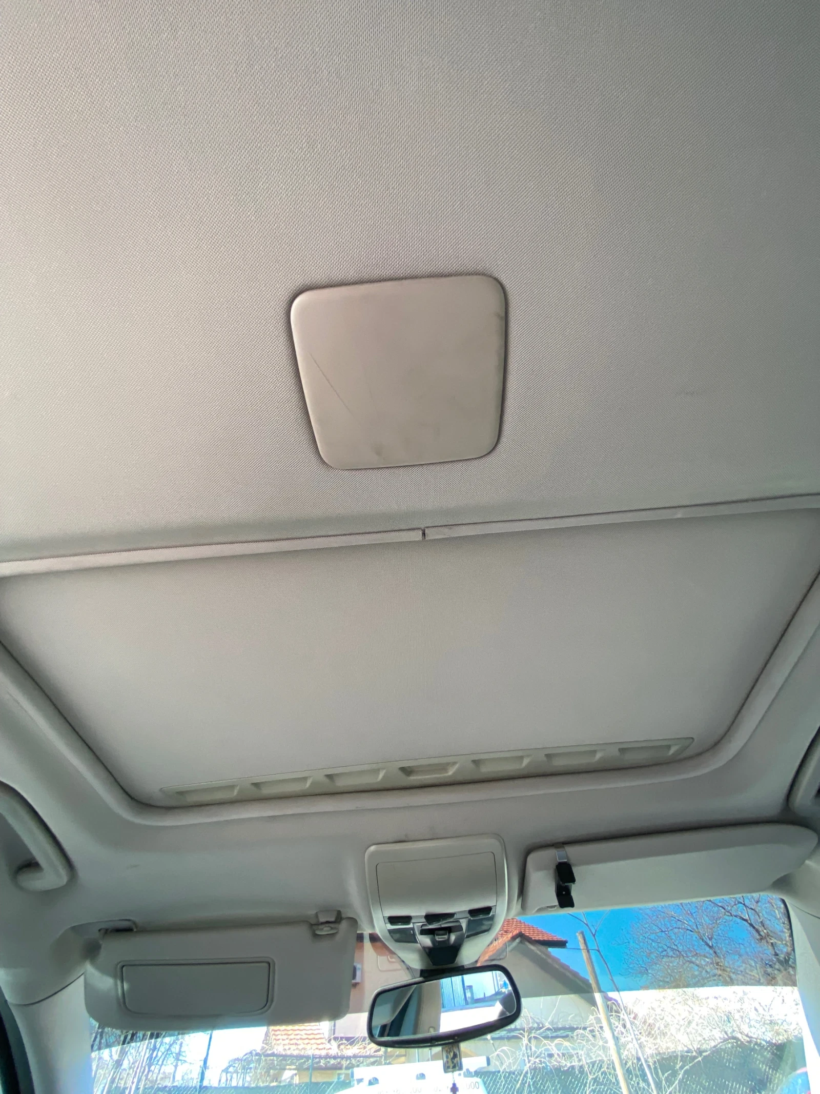 Volvo V50 2.0 TDCI - изображение 10