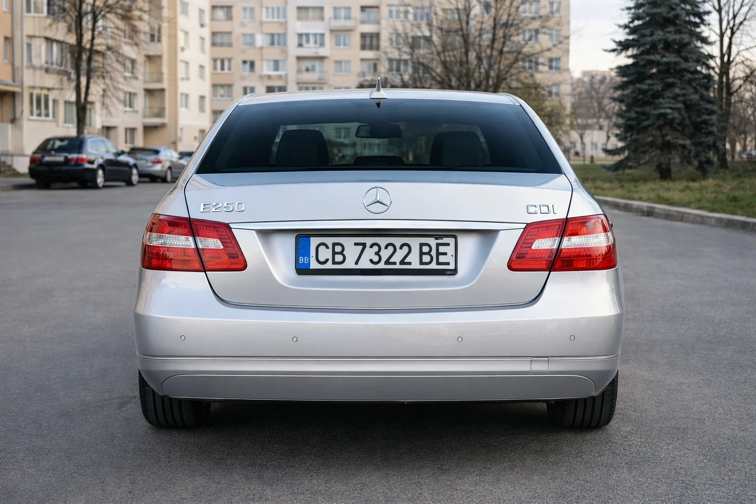 Mercedes-Benz E 250, снимка 4 - Автомобили и джипове - 53866576