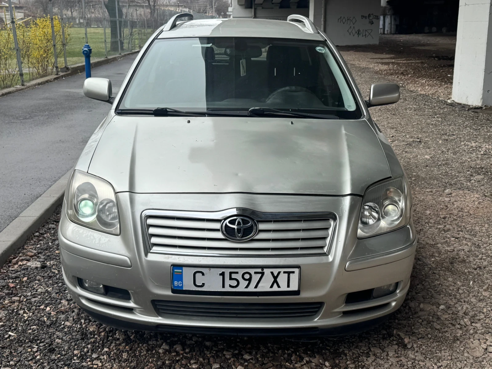 Toyota Avensis, снимка 5 - Автомобили и джипове - 54069537