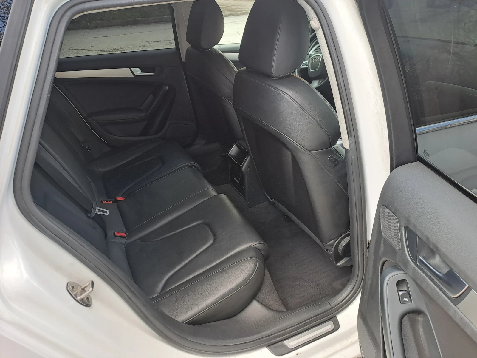 Audi A4 3.0TDI QUATTRO, снимка 10 - Автомобили и джипове - 54073036