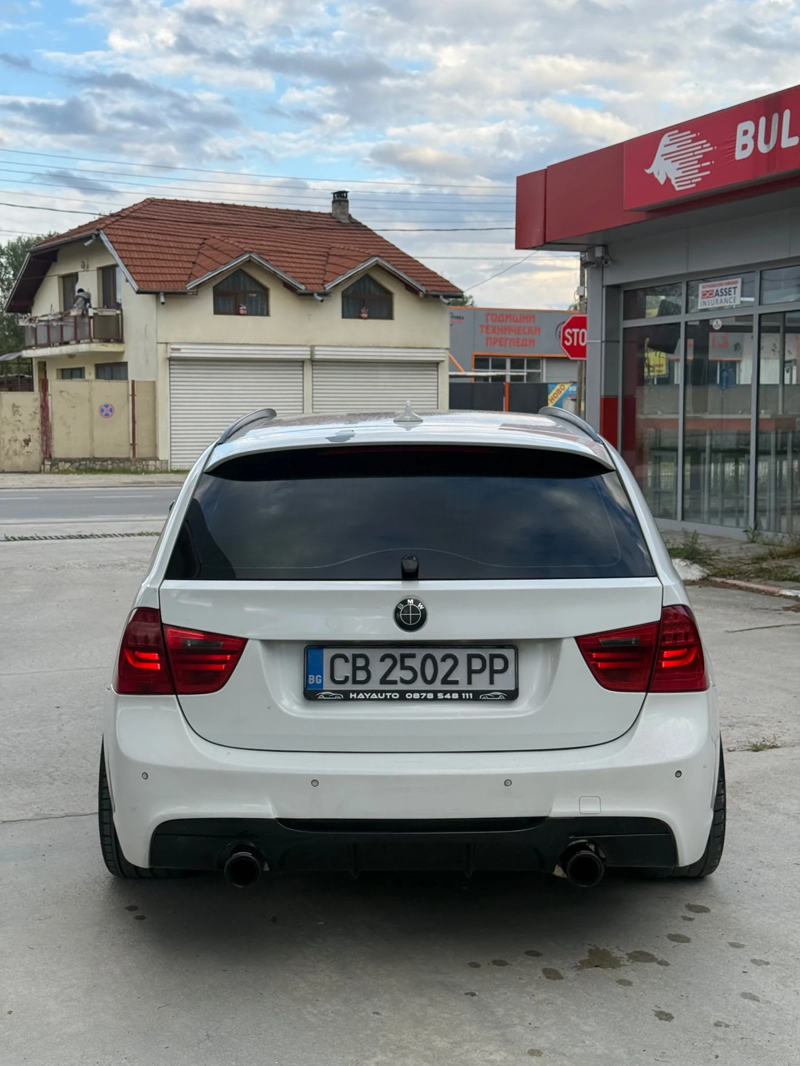 BMW 330, снимка 6 - Автомобили и джипове - 54597814