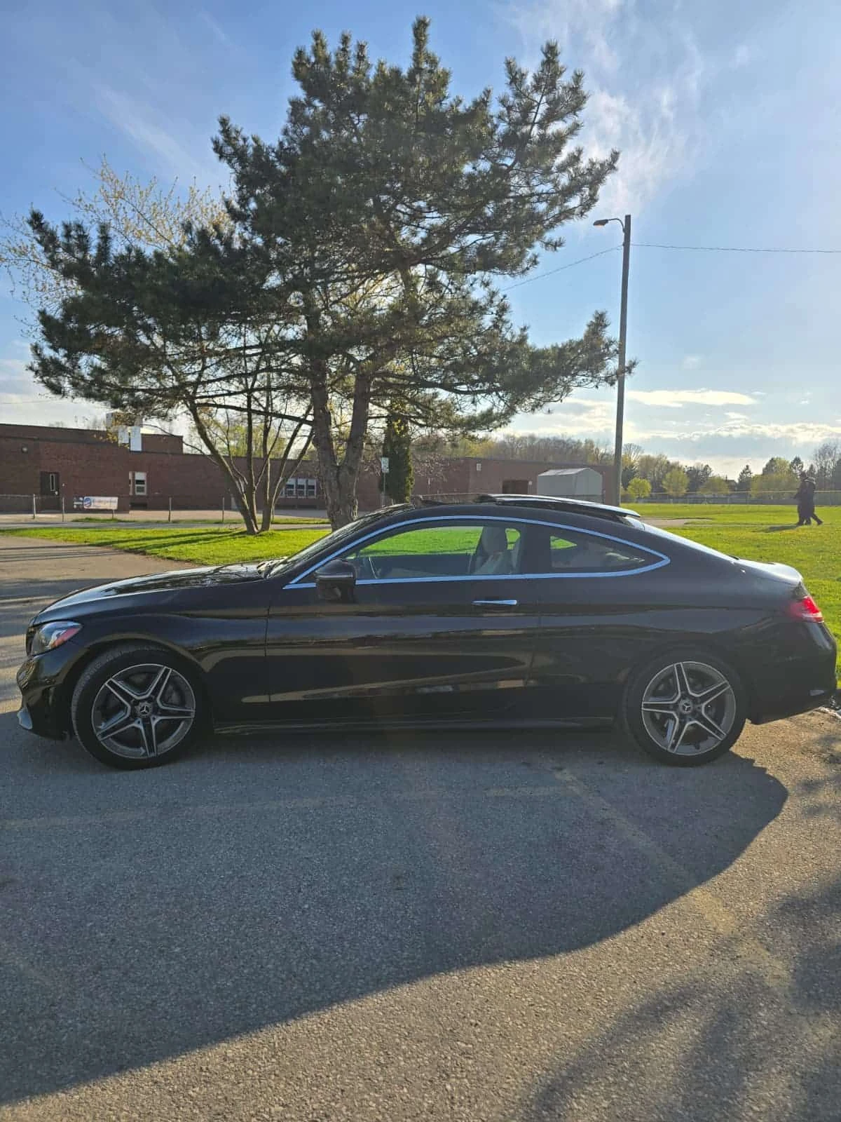 Mercedes-Benz C 300 PANO | KEYLESS | ПОДГРЕВИ | CARFAX, снимка 2 - Автомобили и джипове - 54715923