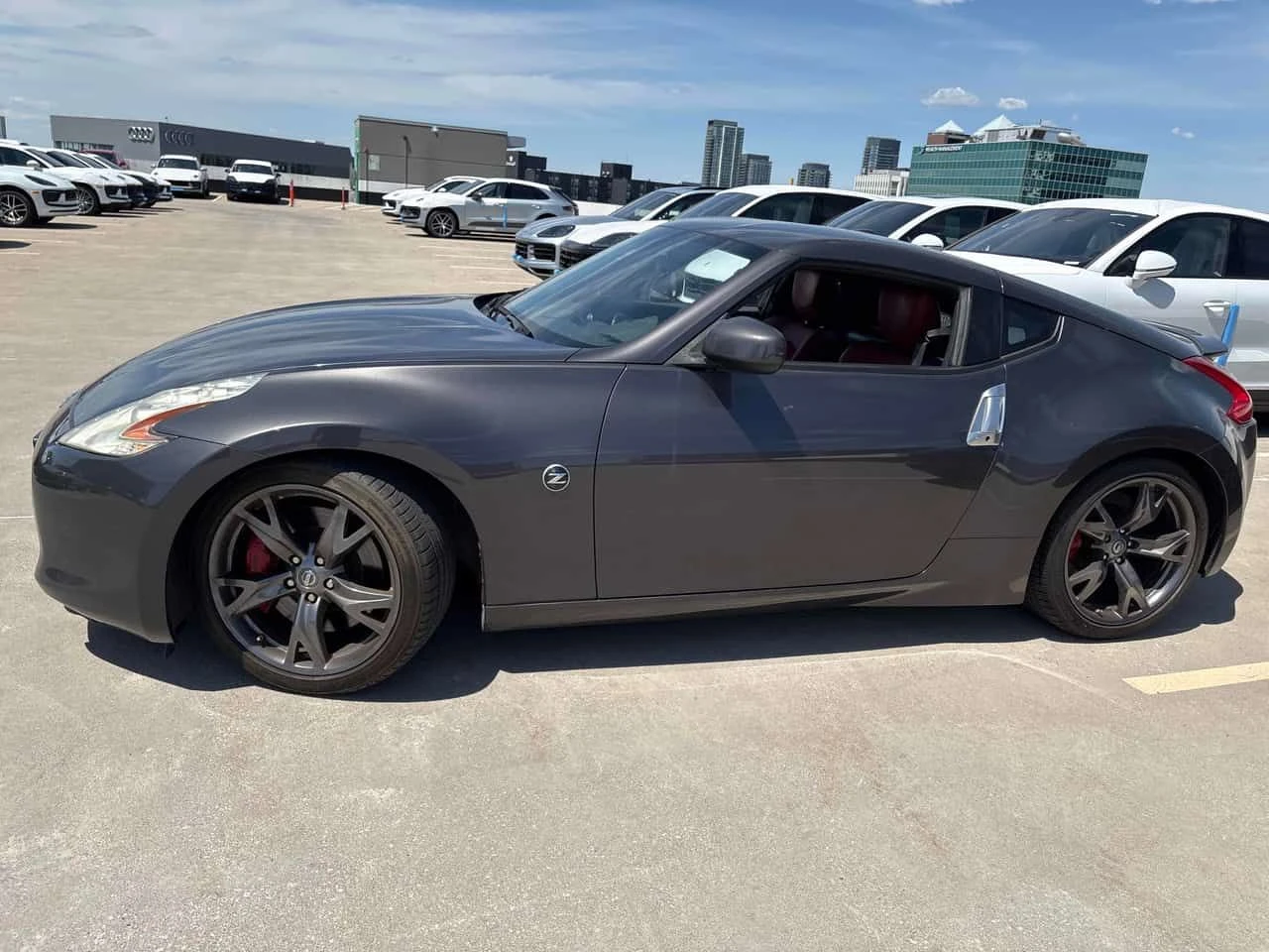 Nissan 370Z TOURING KEYLESS| ПОДГРЕВИ| 2 КЛЮЧА| КЛИП НА МОТОРА, снимка 3 - Автомобили и джипове - 54798590