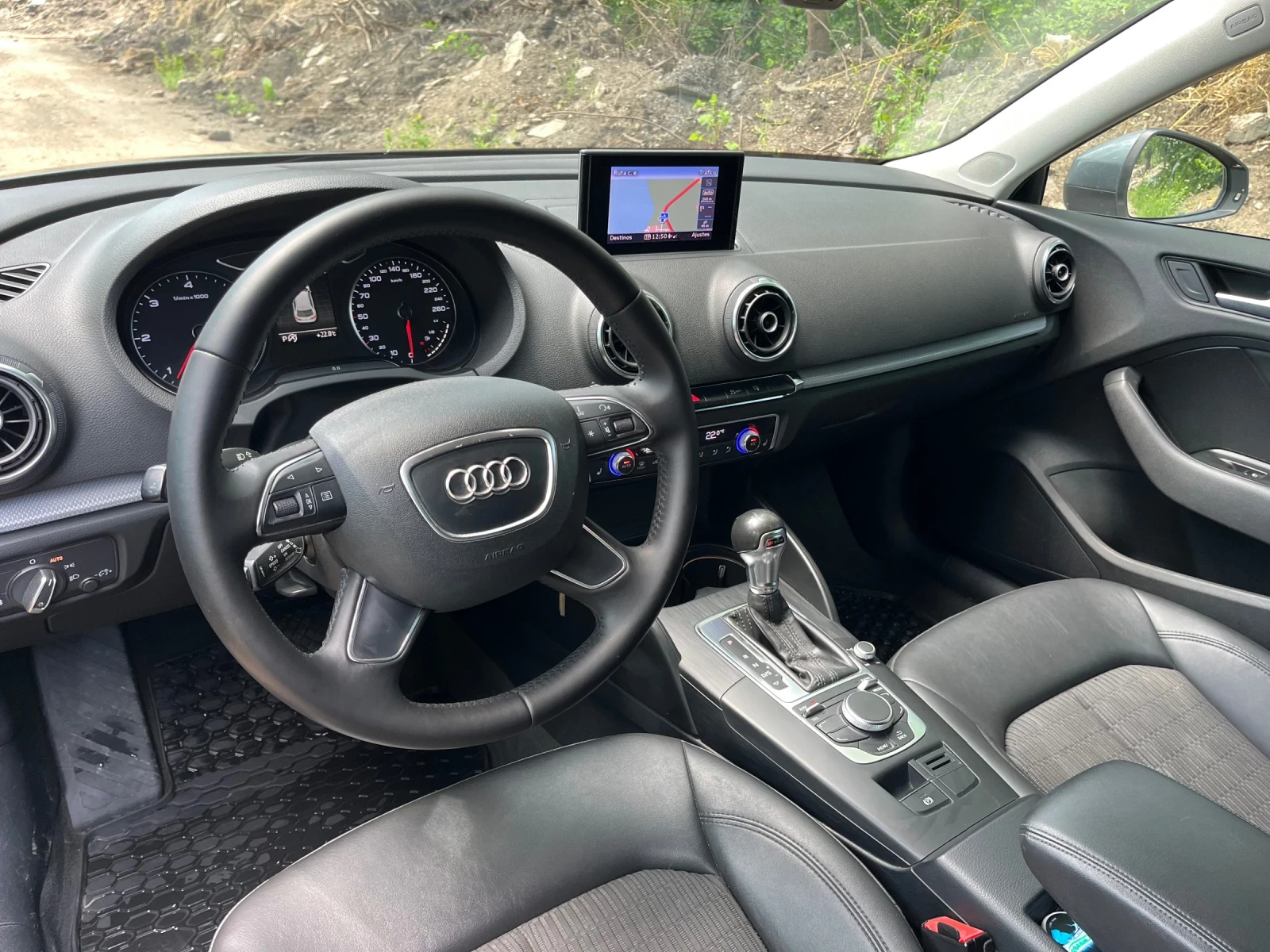Audi A3 1.6-105k, снимка 4 - Автомобили и джипове - 54808361