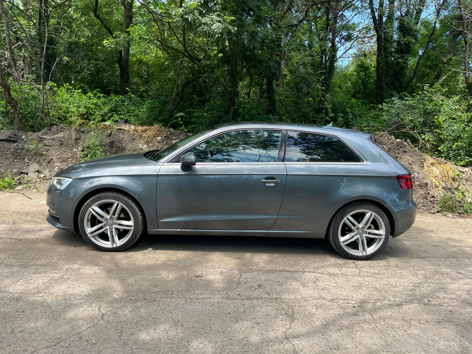 Audi A3 1.6-105k, снимка 2 - Автомобили и джипове - 54808361
