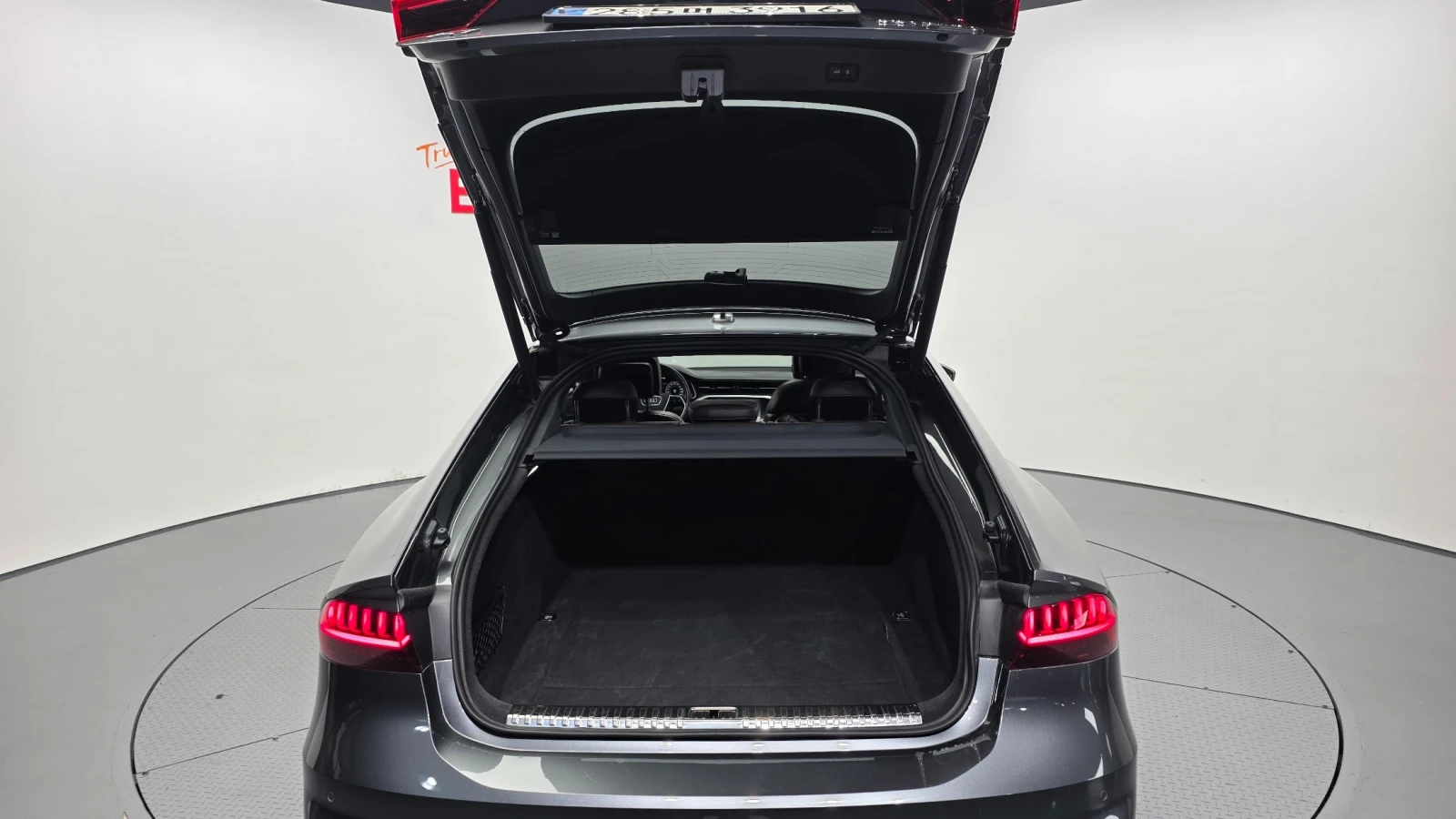 Audi A7 Premium* 55TFSI* Quattro* MATRIX* ДИСТРОНИК* 360, снимка 17 - Автомобили и джипове - 54925142