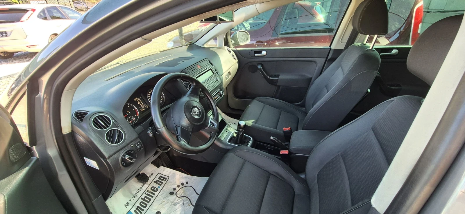 VW Golf Plus 1.6TDI, снимка 8 - Автомобили и джипове - 54965942