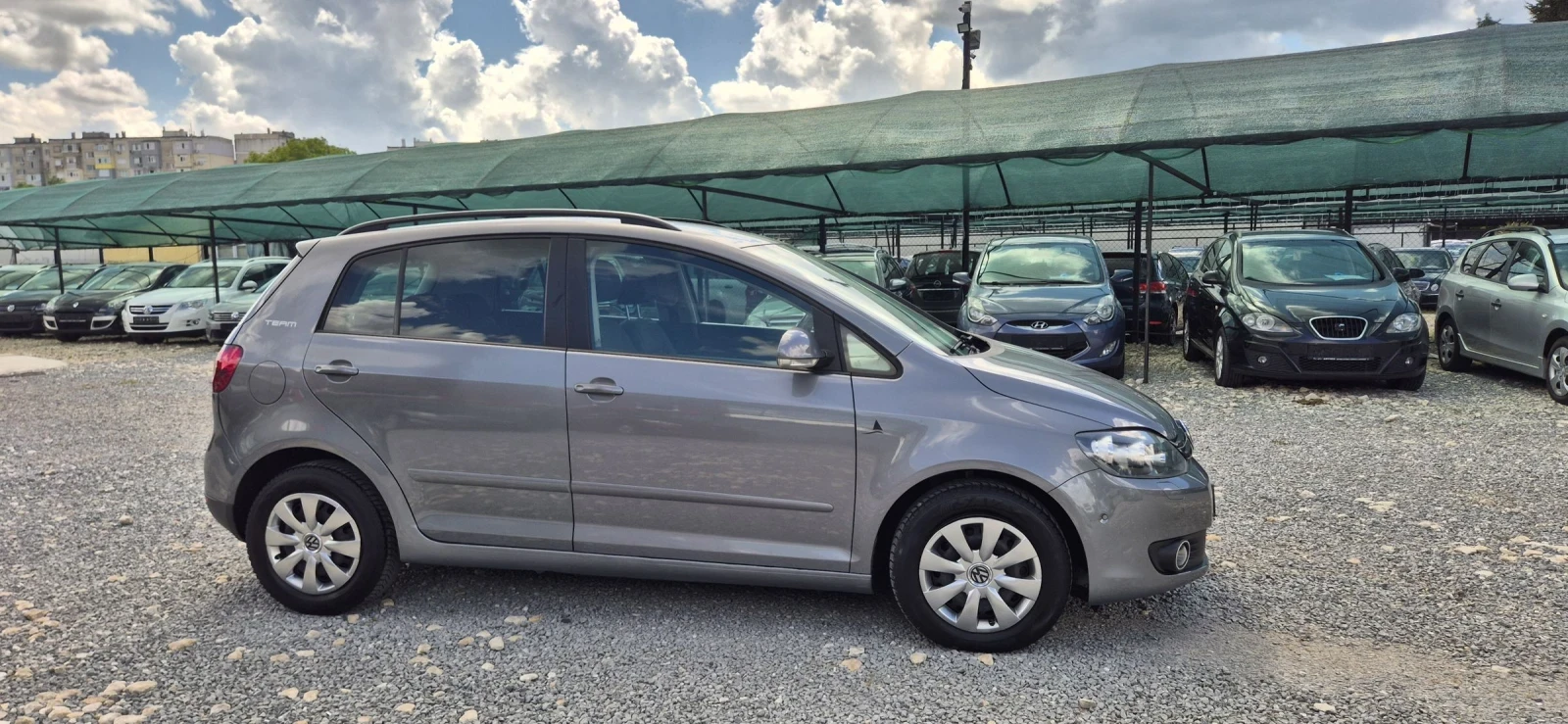 VW Golf Plus 1.6TDI, снимка 6 - Автомобили и джипове - 54965942