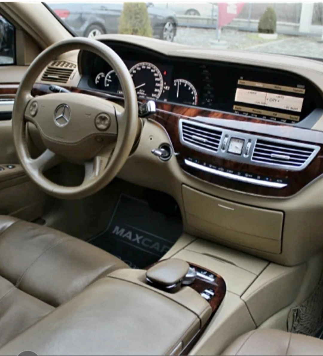 Mercedes-Benz S 320 235к.с    W221. /  V 6   7 G tronik   САЛОН  КОЖА , снимка 10 - Автомобили и джипове - 54999755