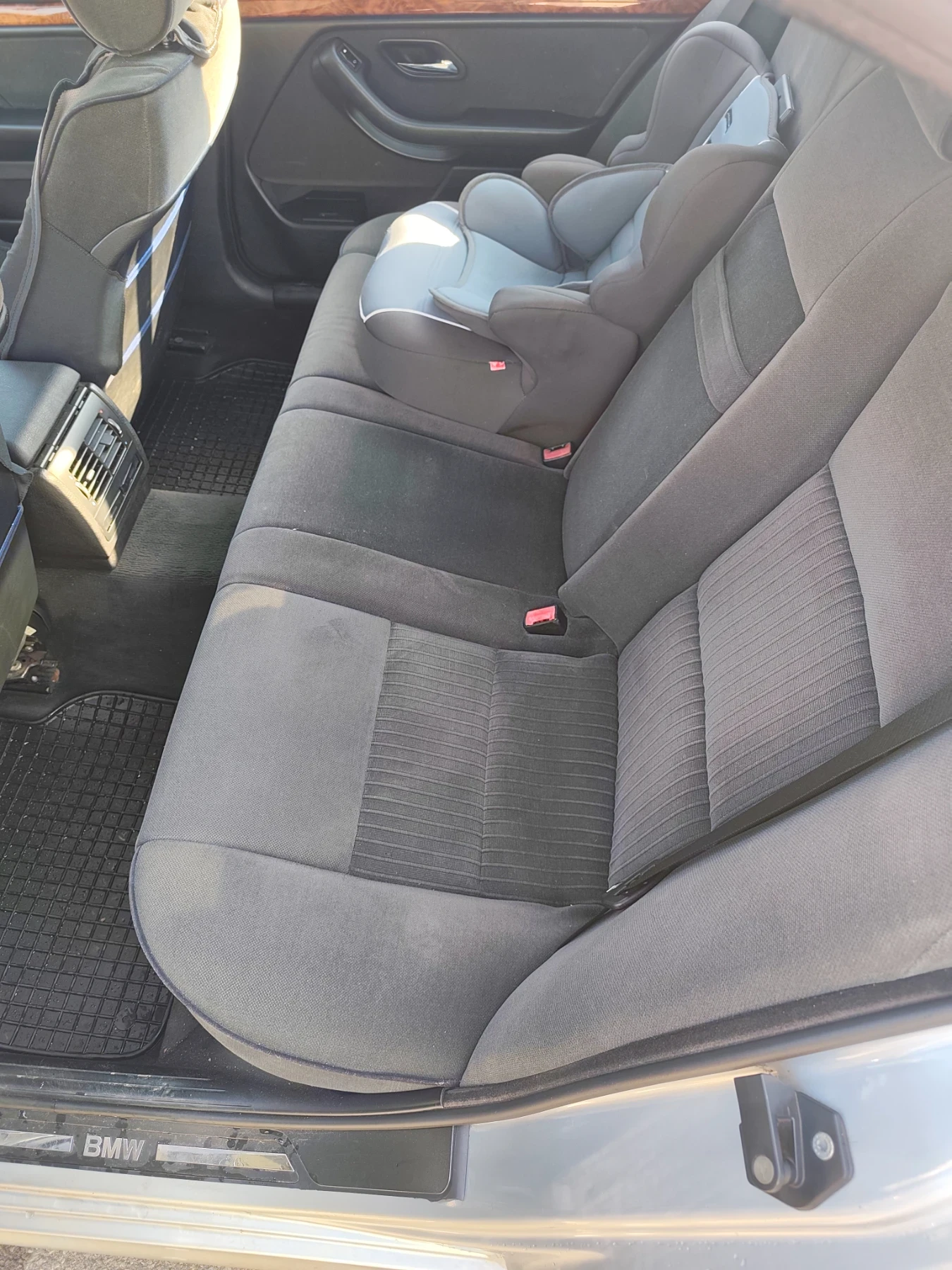 BMW 520, снимка 4 - Автомобили и джипове - 55084894
