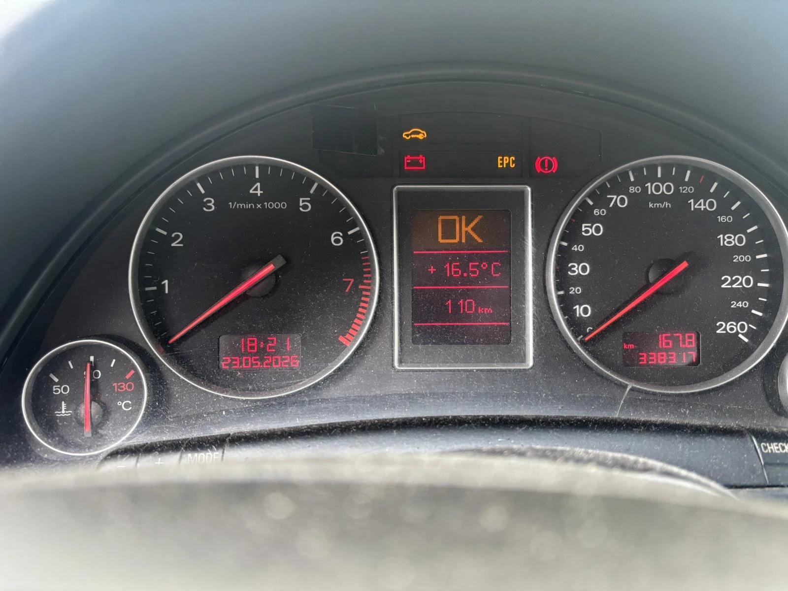 Audi A4, снимка 7 - Автомобили и джипове - 55297156