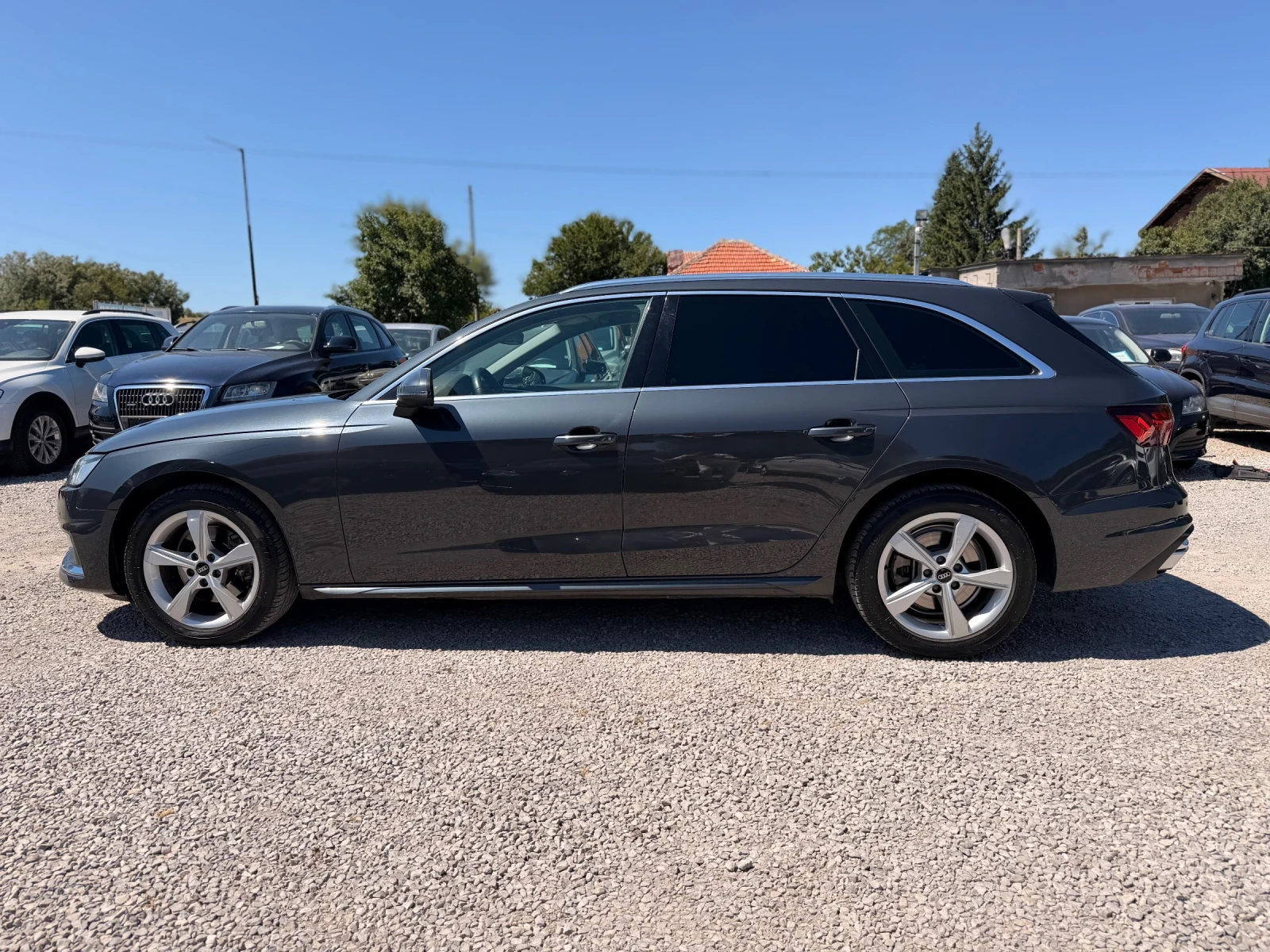 Audi A4 2.0TDI/FULL LED/Distronic/MILD HYBRID , снимка 10 - Автомобили и джипове - 55510895