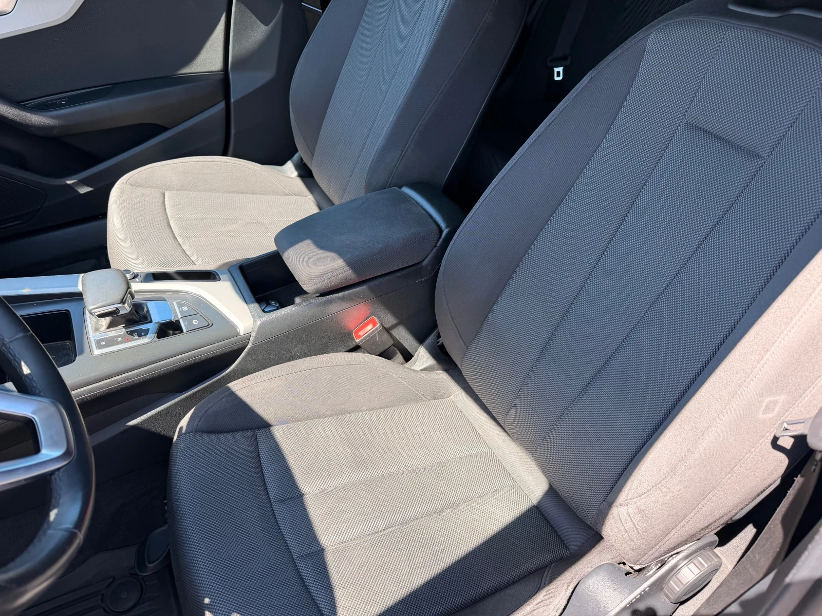 Audi A4 2.0TDI/FULL LED/Distronic/MILD HYBRID , снимка 14 - Автомобили и джипове - 55510895