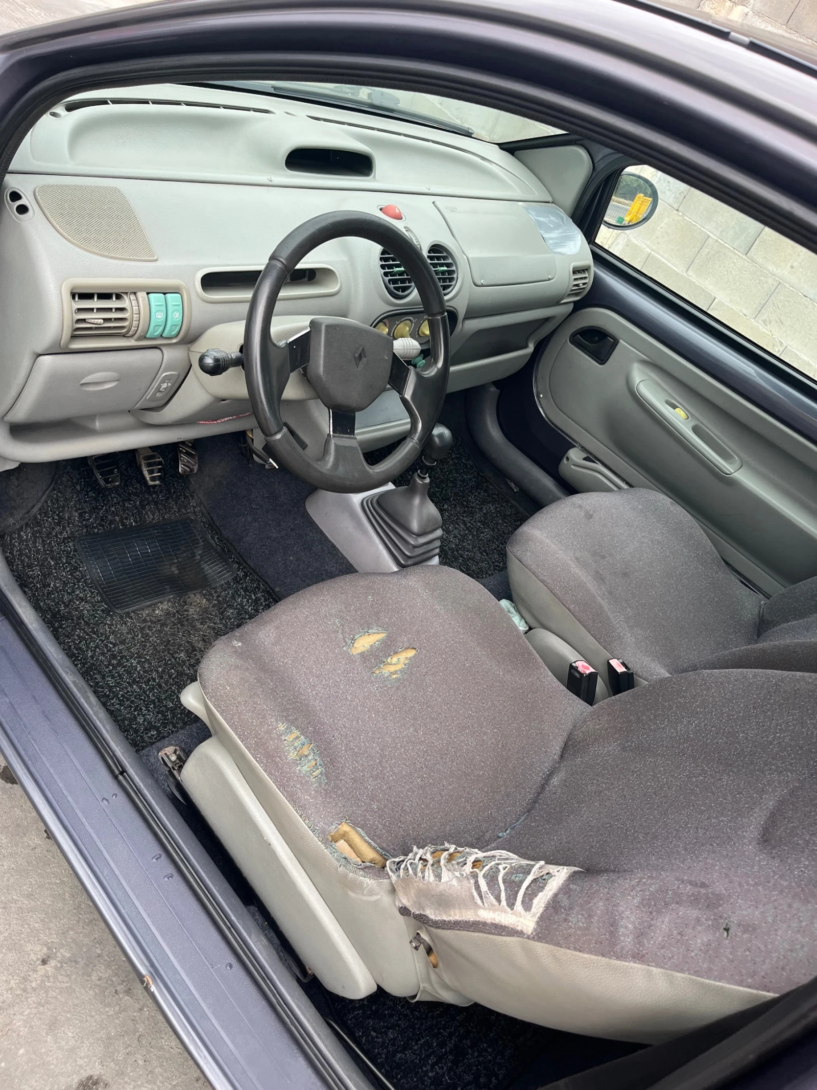 Renault Twingo, снимка 8 - Автомобили и джипове - 55777030