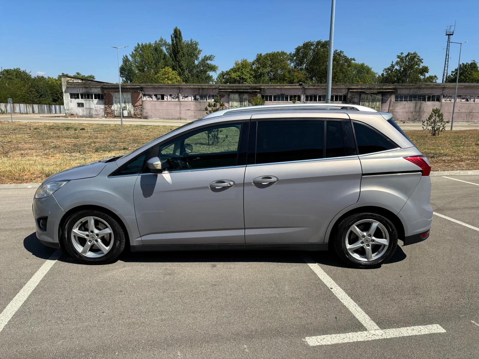 Ford Grand C-Max 2.0d Titanium, снимка 6 - Автомобили и джипове - 55854155